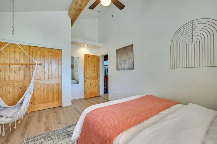 Mtn-view Gem w/ Fire Pit & Deck in Payson