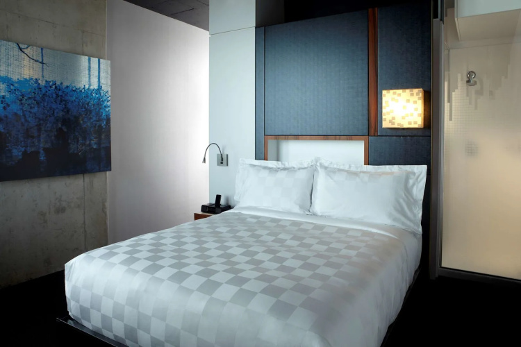 Alt Hotel Toronto Airport