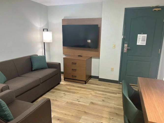 Quadruple Suite