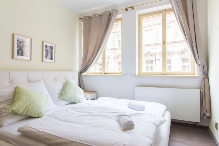 Charles Bridge Studio Apartment By Easybnb