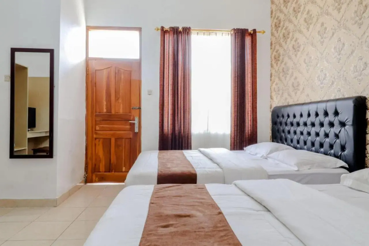Griya Limasan Hotel