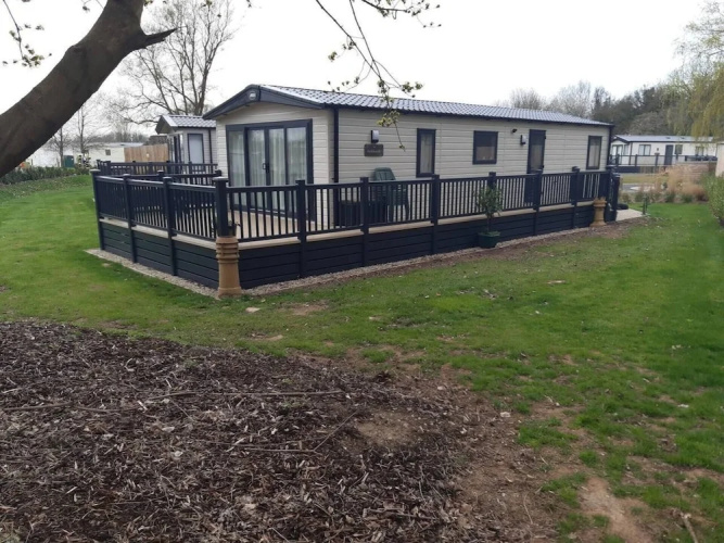 The Long House Bed & Breakfast