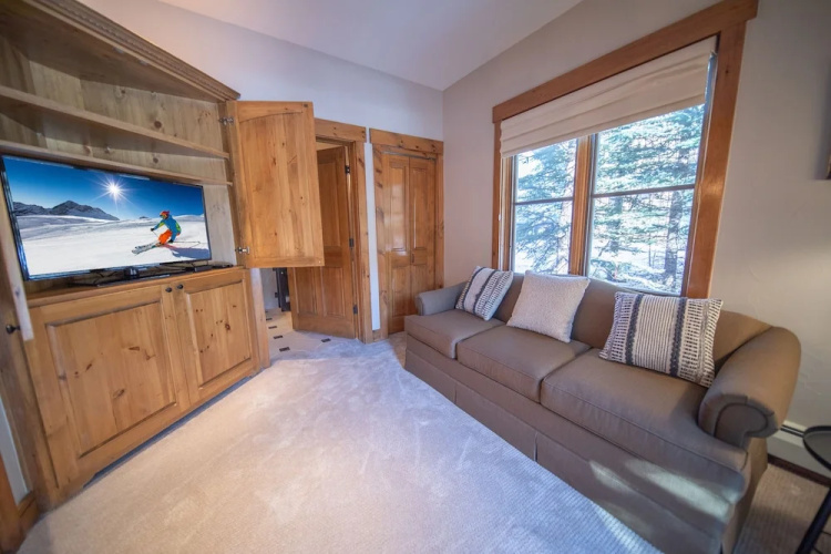 Ski Tip Ranch 8749