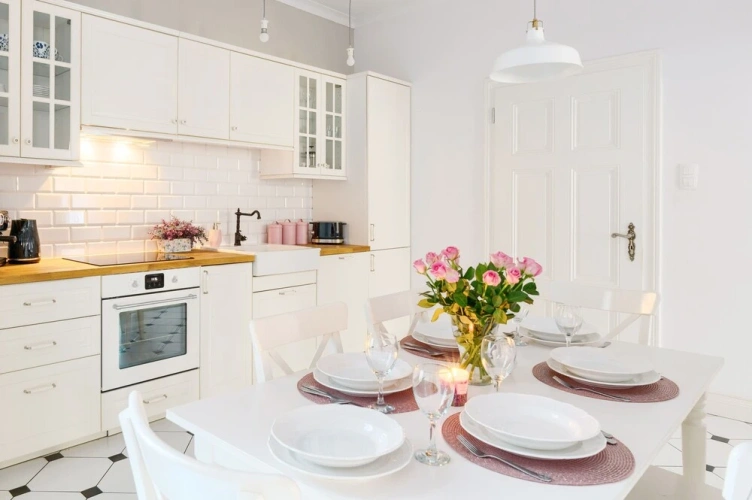Triple Apartment