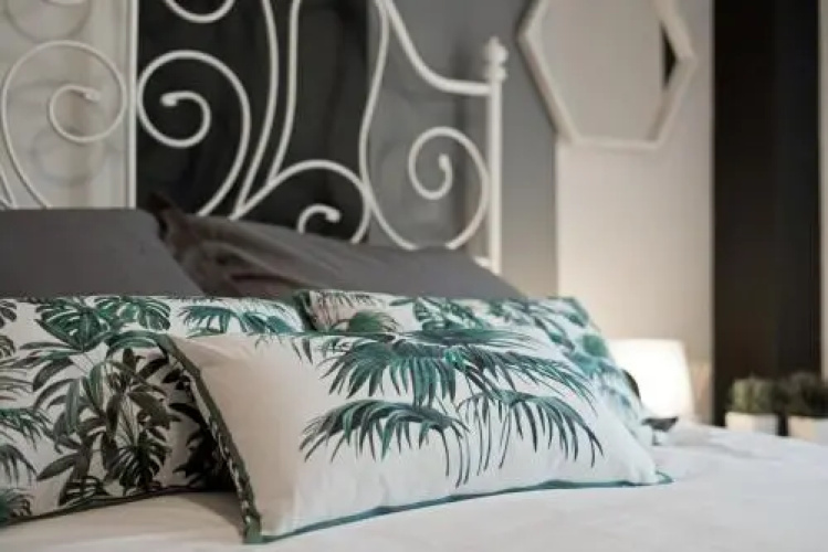 UrbanChic Los Pacos Apartment