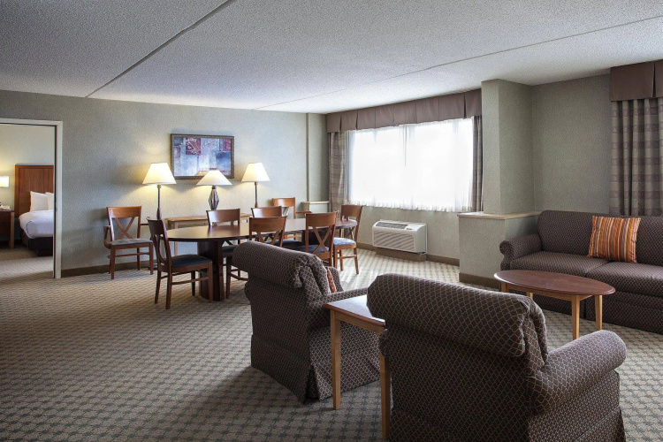the Alloy King of Prussia - a DoubleTree by Hilton photo 18