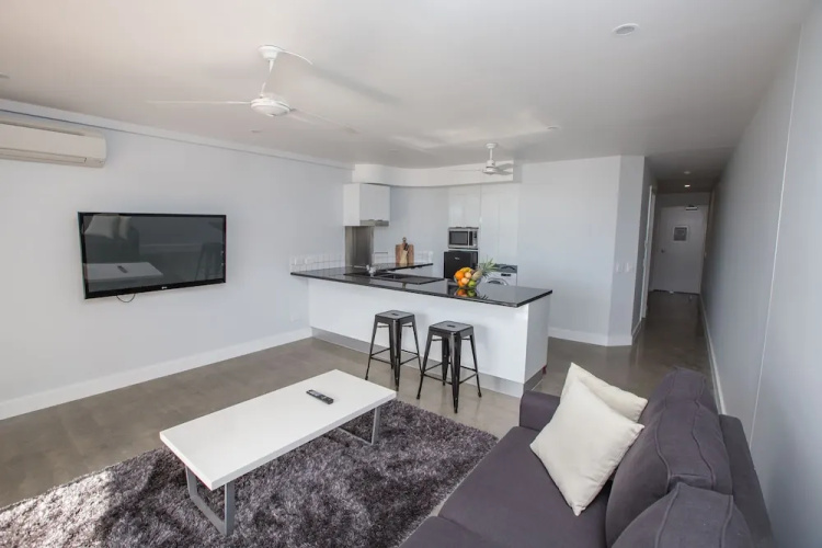 301 Royal Harbour