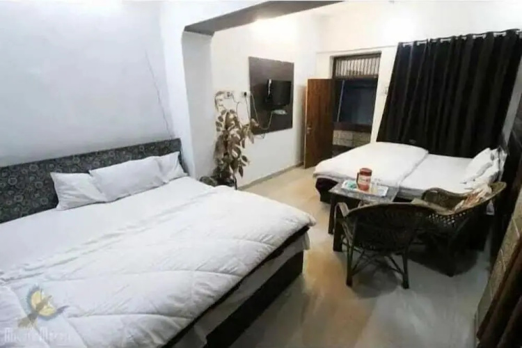 Narayani Guest House By GRB