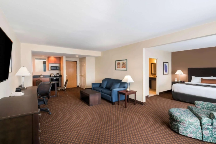 Double Suite