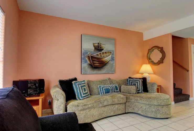3 Bedrooms Cottage