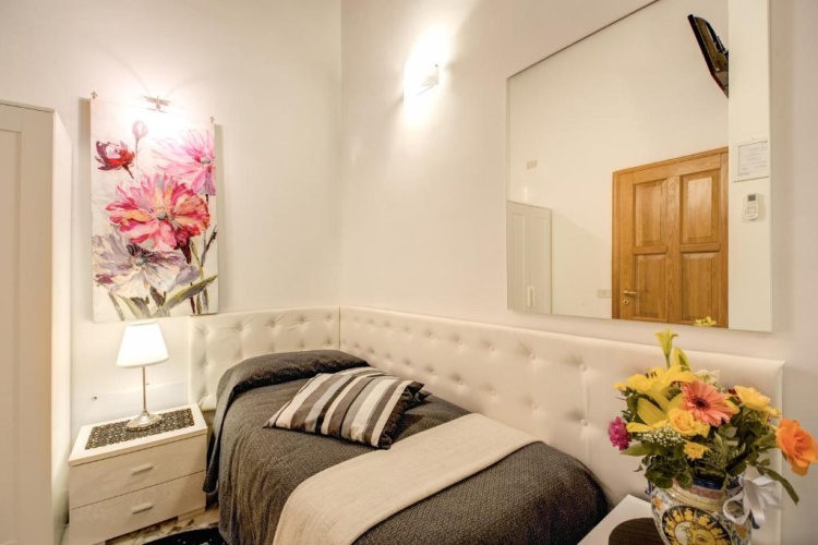 Standard Single room