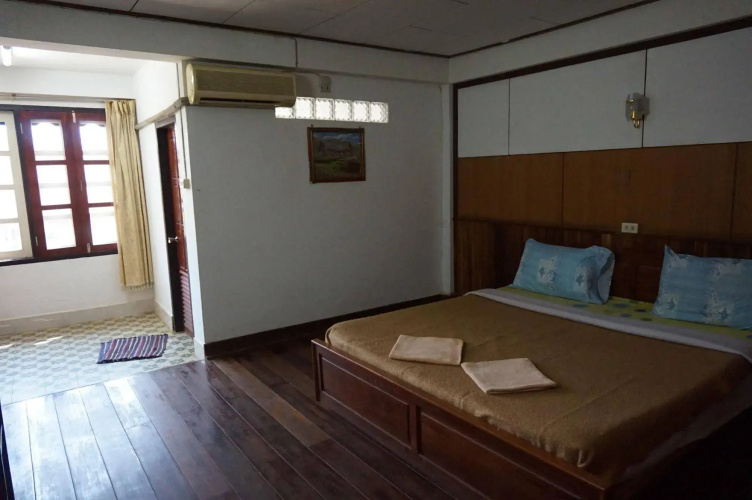 Champa Hotel