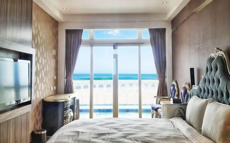Standard Double room with balcony and beachfront