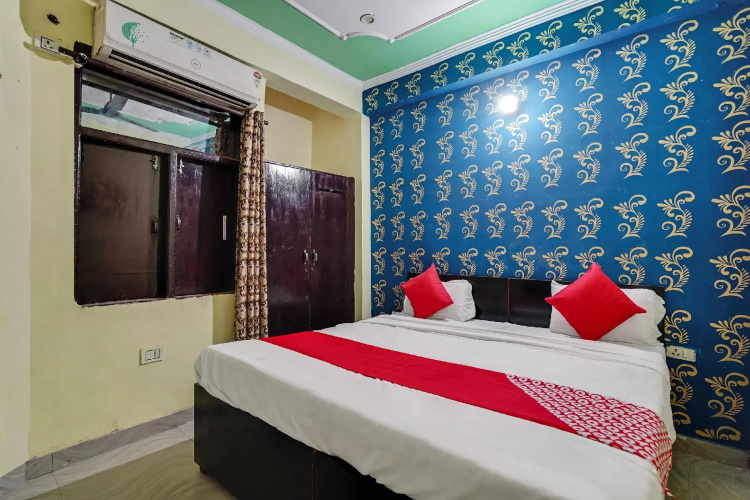 OYO Flagship 77558 Baba Guest House
