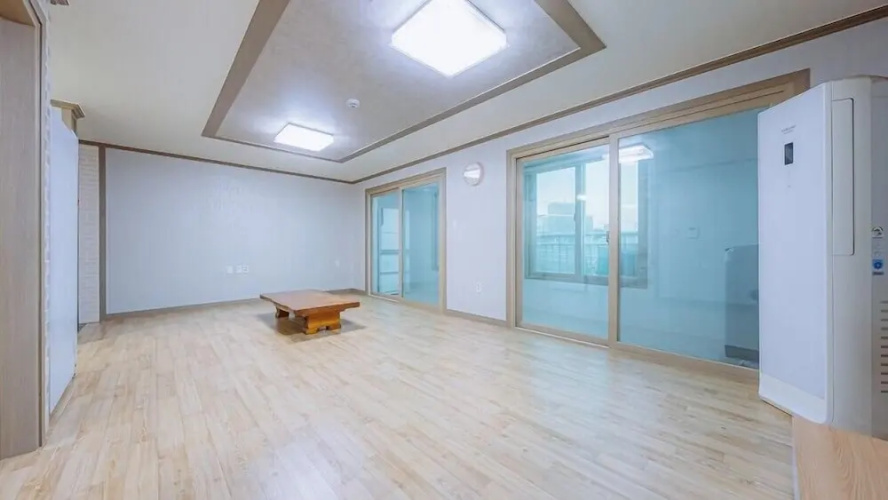 Geoje Swim Pension