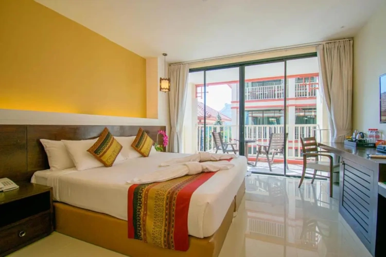 Deluxe Pool Access Double room
