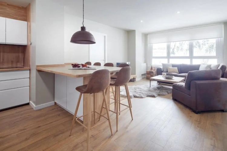 2 Bedrooms Apartment