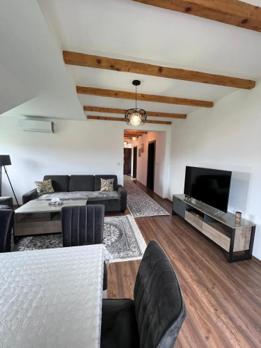 Oasis Royal Apartments