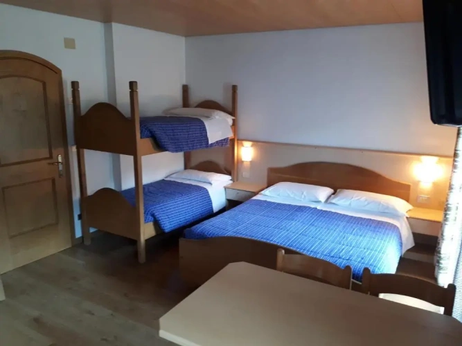Standard Quadruple room with balcony