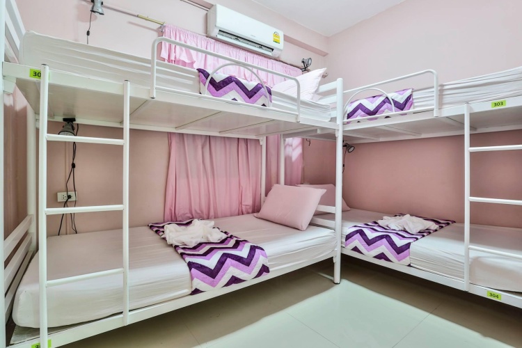 Bed in Dorm