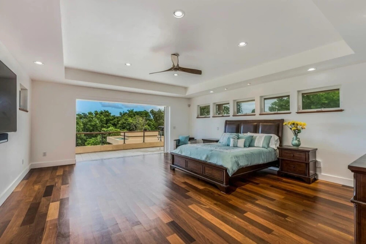 Punahele Point 3 Bedroom Home by Redawning