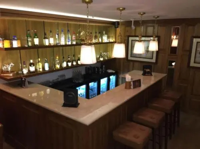 Hotel President