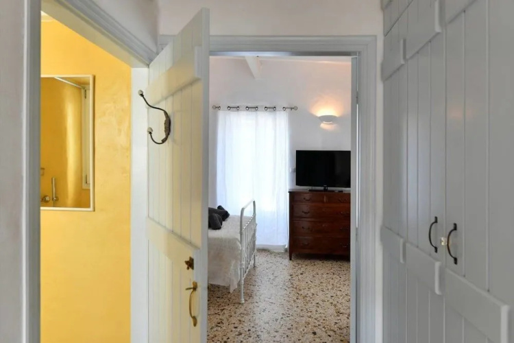 Kastro Traditional House