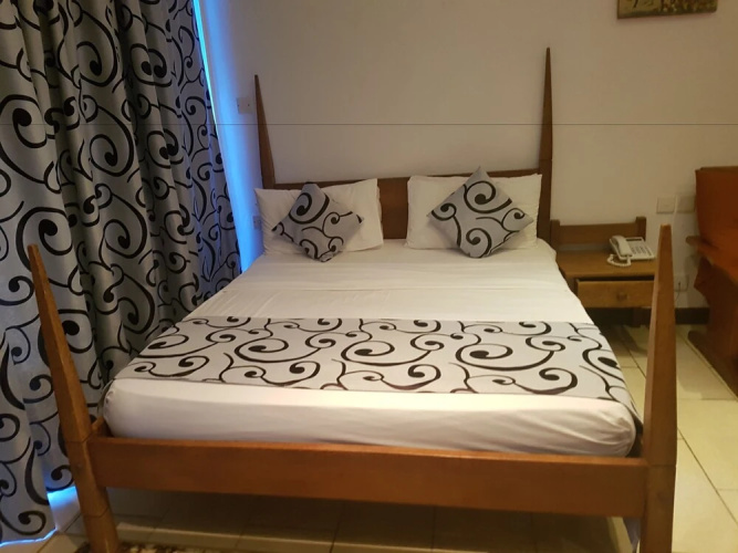Modern Beachfront Studio Apartment B44