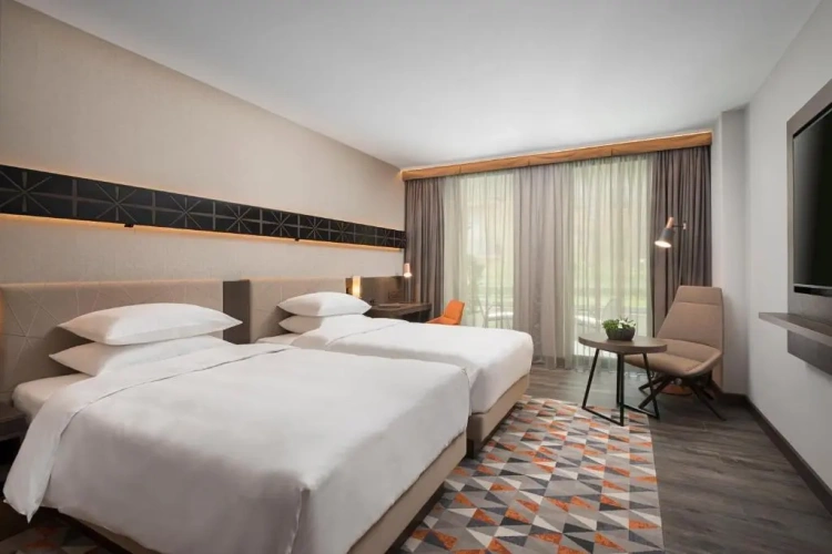 Twin room with garden view