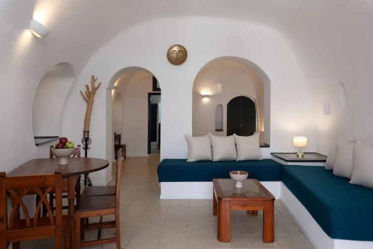 Nevma Suites