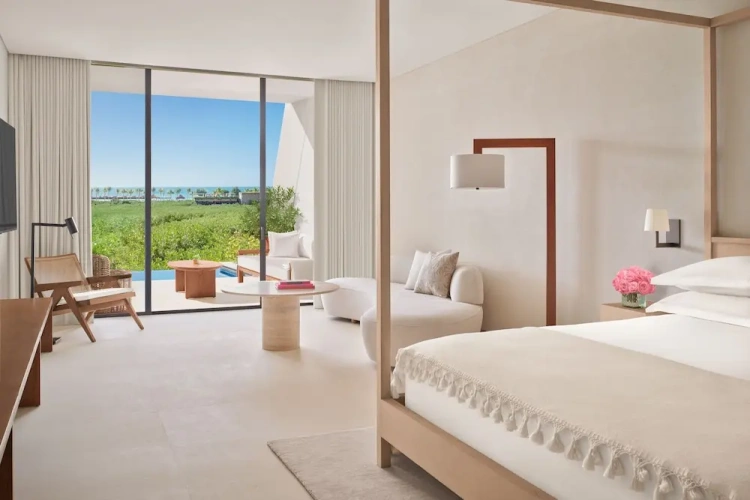 Premier Double room with balcony and with ocean view