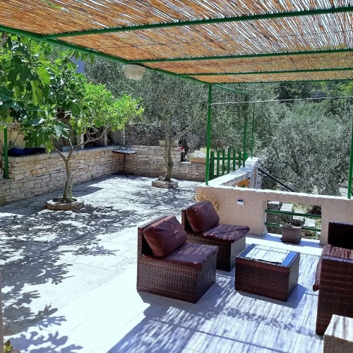 2 Bedrooms Cottage