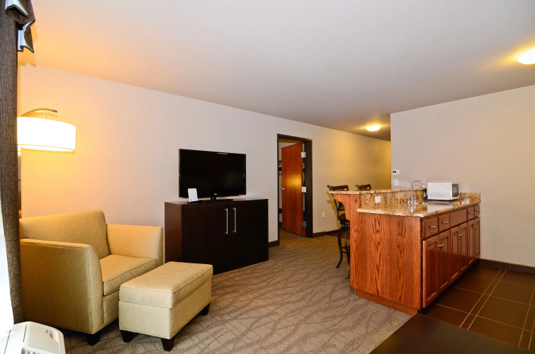 Astoria Hotel and Event Center