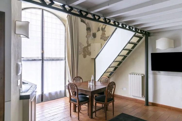 1 Bedroom Duplex Apartment