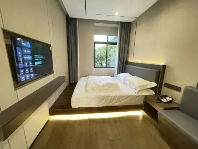 Peace Hotel
