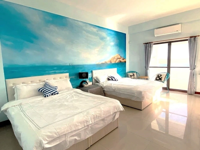 Standard Quadruple Family room with balcony and with ocean view