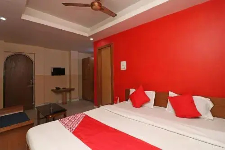 Hotel Classic by OYO Rooms