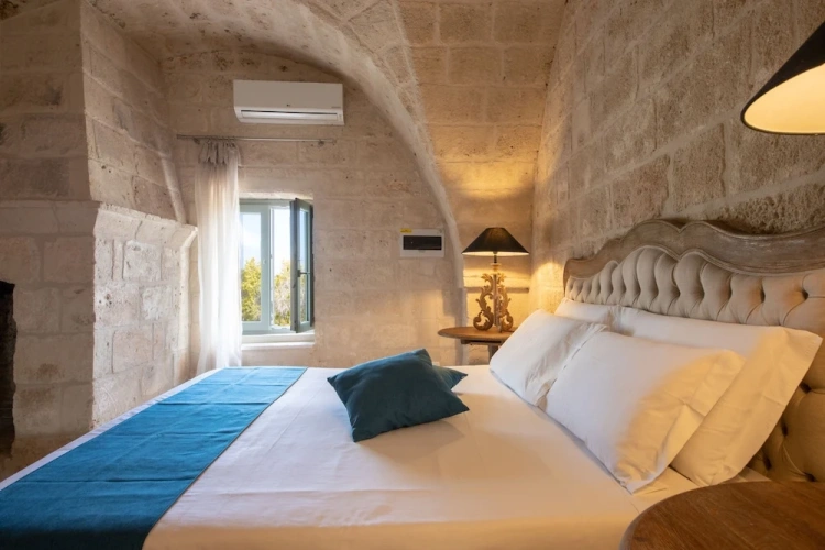 Deluxe Suite with balcony