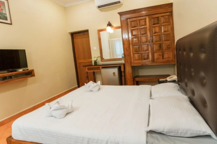 Leoney Resort