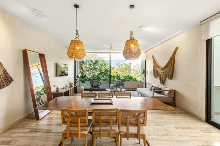 307 Amazing jungle view apartment.
