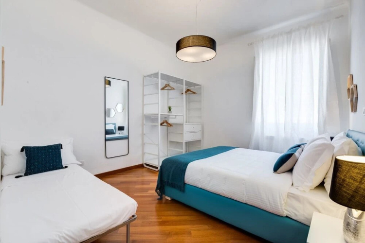 Modern and Stylish Flat Near P.zza Della Repubblica