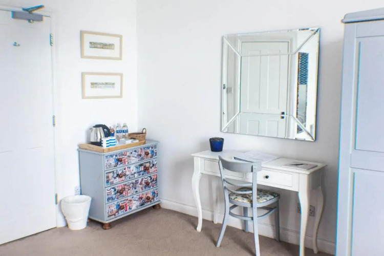 No4 St Ives