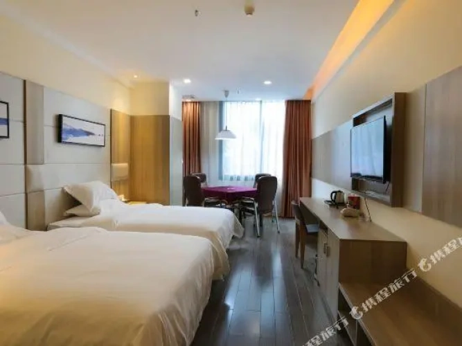 Standard Sextuple room