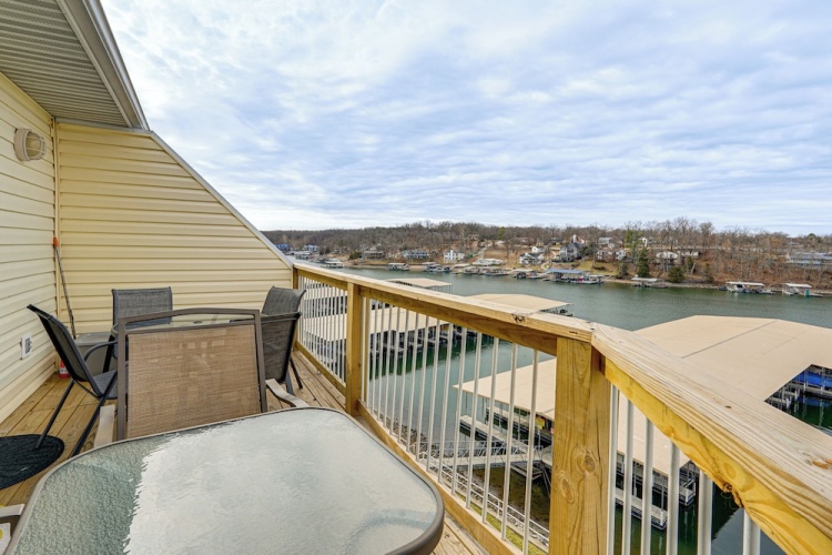 2 Bedrooms Apartment with balcony