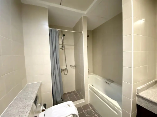 Luxury 2BR Apartment with partial Marina views