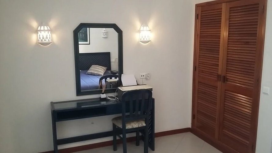 Inviting Duplex 1-bed Apartment in Albufeira Town