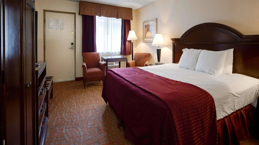 MHO Inn & Suites