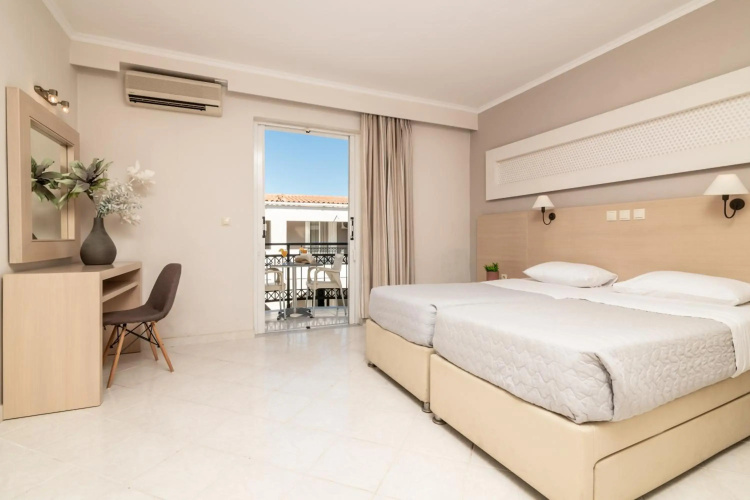 Karras Hotel