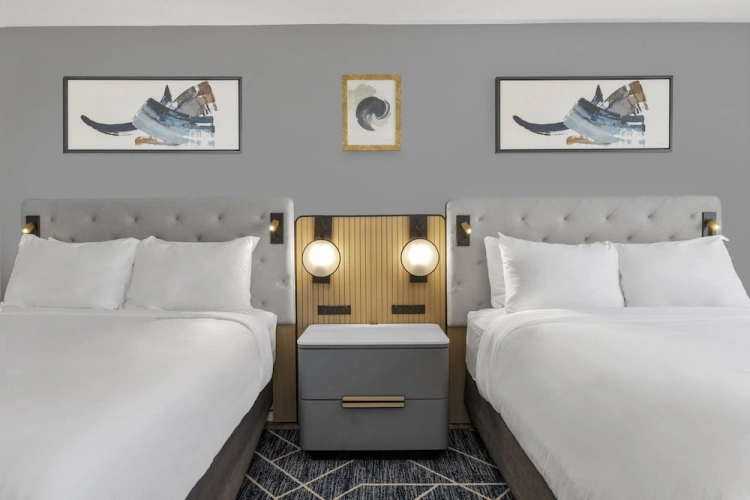 Premium Quadruple room