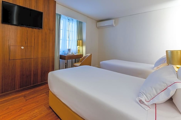Interior Twin room